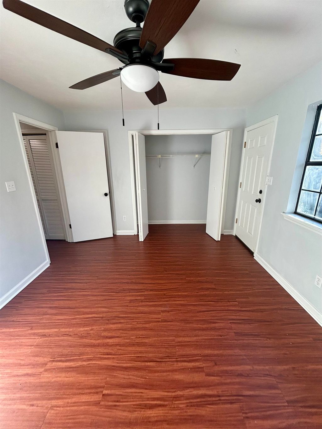 Photo of 1169 ocala Rd, Tallahassee, FL 32304 (MLS # 392373)