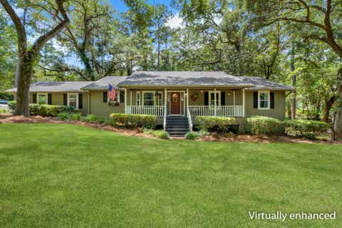 Photo of 10075 COVEY RIDE Street, Tallahassee, FL 32312 (MLS # 401034)