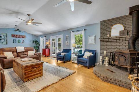 Tiny photo for 10075 COVEY RIDE Street, Tallahassee, FL 32312 (MLS # 401034)