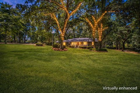 Tiny photo for 10075 COVEY RIDE Street, Tallahassee, FL 32312 (MLS # 401034)