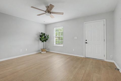 Tiny photo for 1520 ELBERTA Drive, Tallahassee, FL 32304 (MLS # 399688)