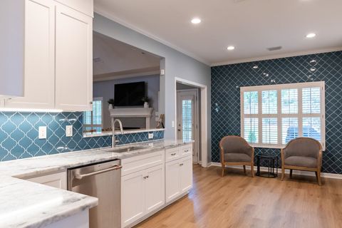 Tiny photo for 912 Park View Drive, Tallahassee, FL 32311 (MLS # 401143)