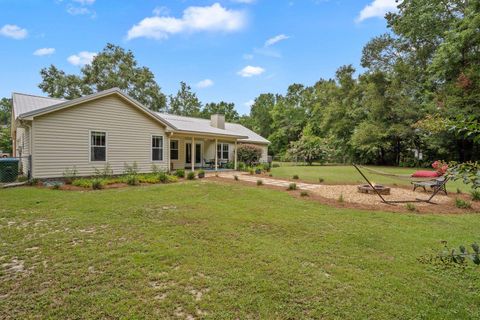 A home in Crawfordville