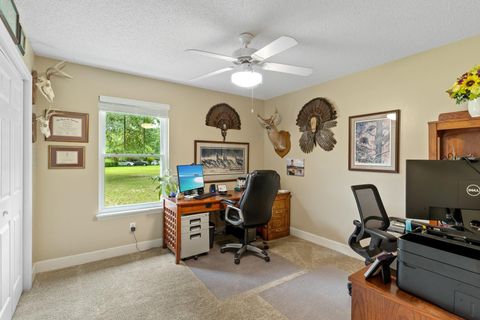 A home in Crawfordville