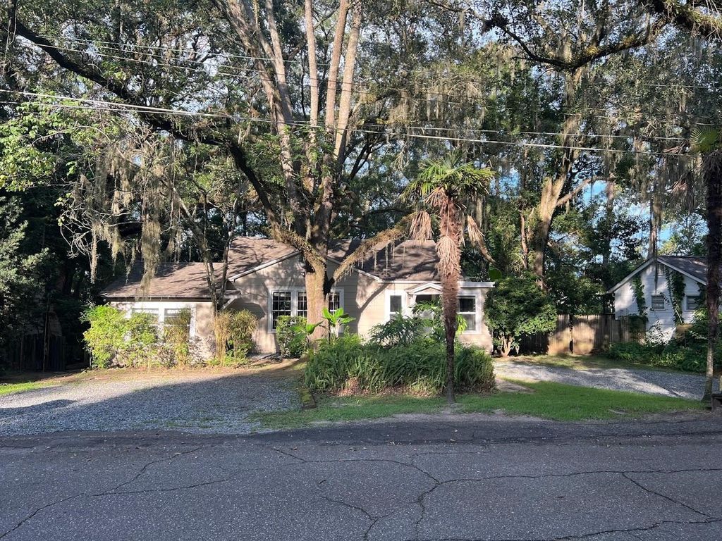 Photo of 123 Westridge Drive, Tallahassee, FL 32304 (MLS # 393407)