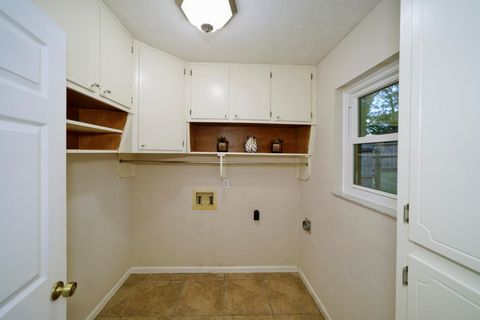Tiny photo for 3915 Royal Oaks Drive, Tallahassee, FL 32309 (MLS # 393297)