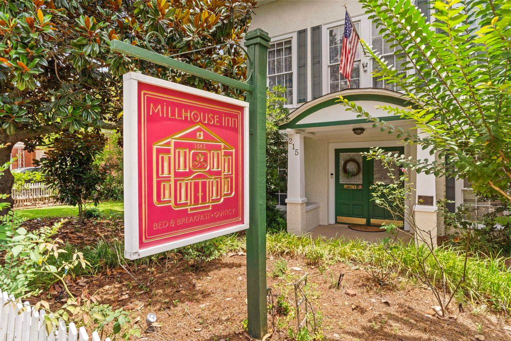 Photo of 215 N MADISON STREET Street, Quincy, FL 32351 (MLS # 398416)