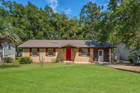 Tiny photo for 3421 Sunnyside Drive, Tallahassee, FL 32305 (MLS # 394403)