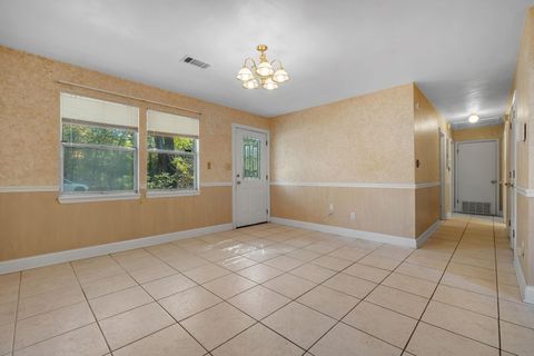 Tiny photo for 3112 Oscar Harvey Road, Tallahassee, FL 32310 (MLS # 393508)