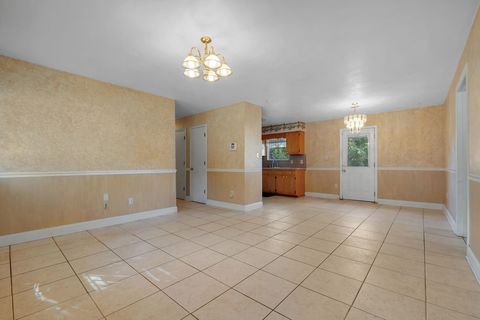 Tiny photo for 3112 Oscar Harvey Road, Tallahassee, FL 32310 (MLS # 393508)