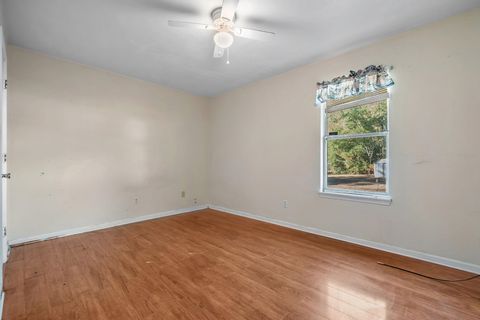 Tiny photo for 3112 Oscar Harvey Road, Tallahassee, FL 32310 (MLS # 393508)