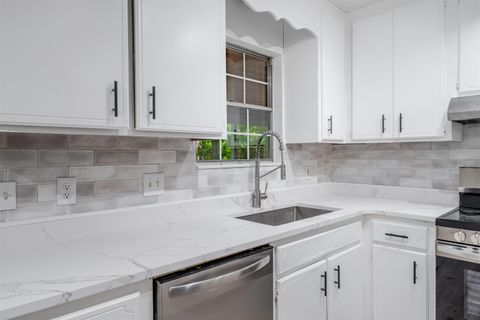 Tiny photo for 4024 Elder Lane, Tallahassee, FL 32303 (MLS # 399615)