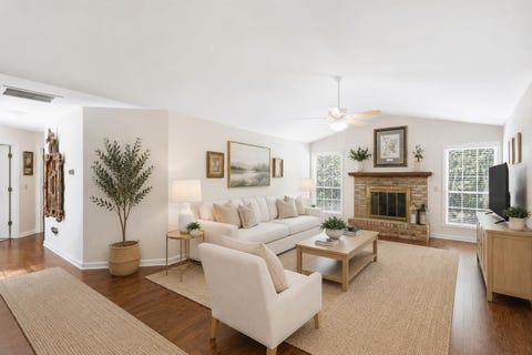 Tiny photo for 3549 LAKESHORE Drive, Tallahassee, FL 32312 (MLS # 402571)