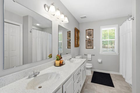 Tiny photo for 3549 LAKESHORE Drive, Tallahassee, FL 32312 (MLS # 402571)