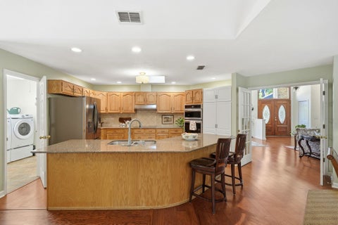 Tiny photo for 3549 LAKESHORE Drive, Tallahassee, FL 32312 (MLS # 402571)