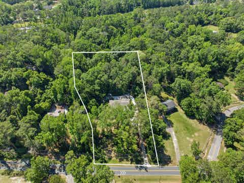Tiny photo for 3549 LAKESHORE Drive, Tallahassee, FL 32312 (MLS # 402571)
