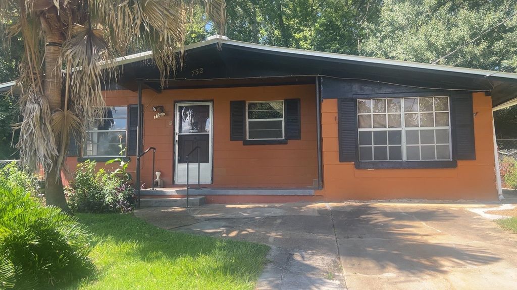 Photo of 732 Efferson Street, Tallahassee, FL 32303 (MLS # 389364)