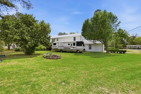 Tiny photo for 235 Hardaway Highway, Chattahoochee, FL 32324 (MLS # 398103)