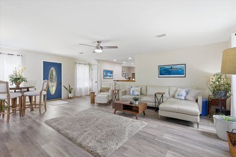 Tiny photo for 235 Hardaway Highway, Chattahoochee, FL 32324 (MLS # 398103)