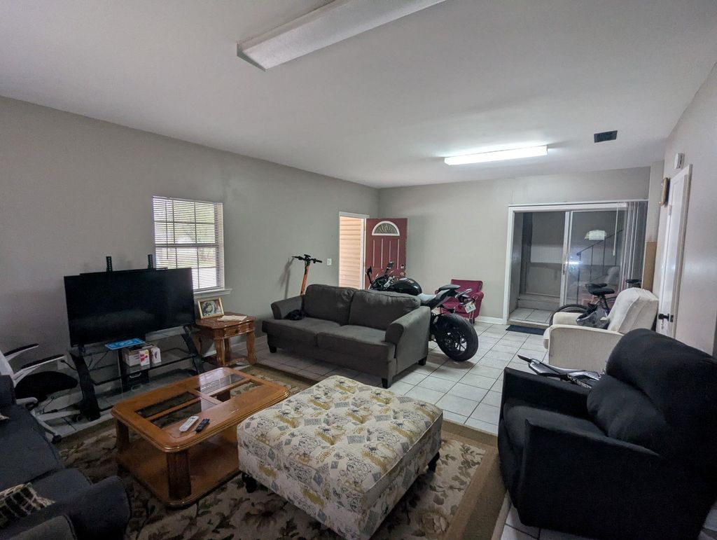 Photo of 1818 MONTICELLO Drive, Tallahassee, FL 32303 (MLS # 397301)