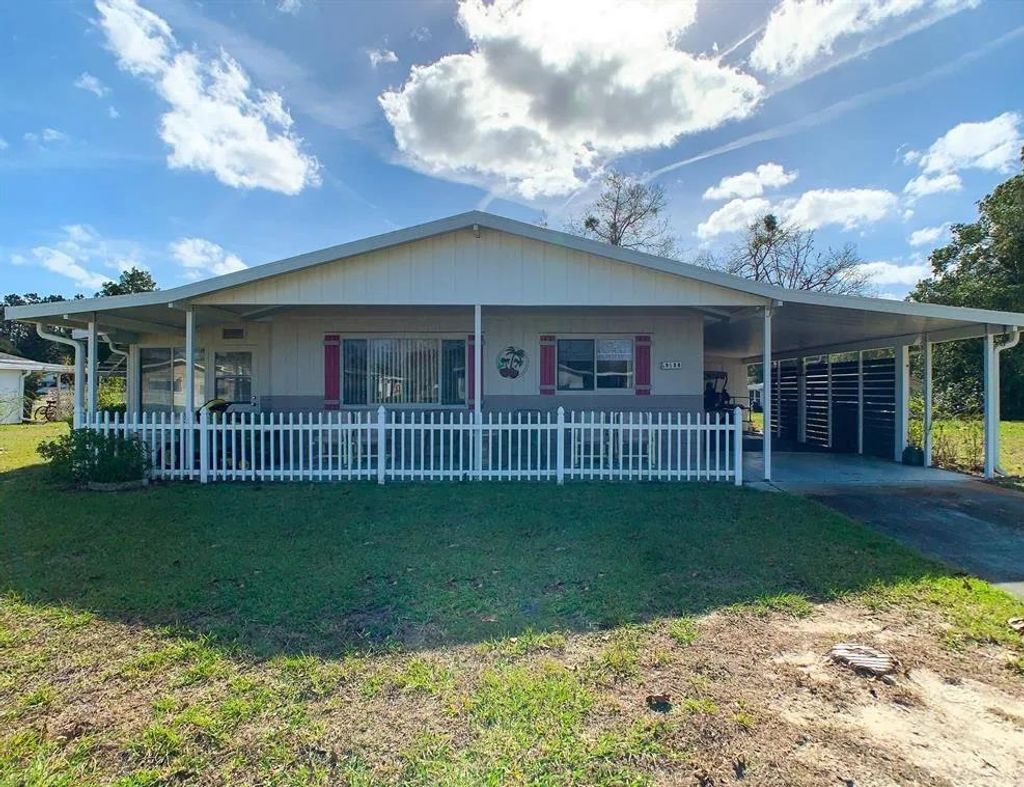 Photo of 9538 SW 101st Lane, Ocala, FL 34481 (MLS # 392572)