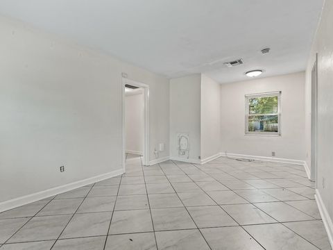 Tiny photo for 3975 Roberts Avenue, Tallahassee, FL 32310 (MLS # 392975)