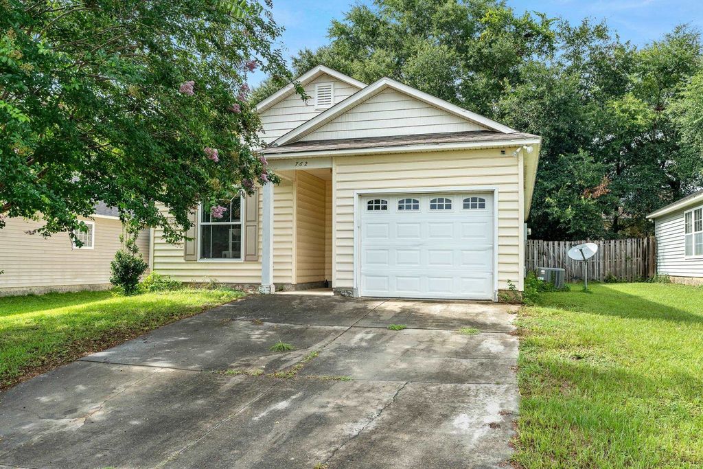 Photo of 762 BROOKE MANOR Drive, Tallahassee, FL 32311 (MLS # 391135)
