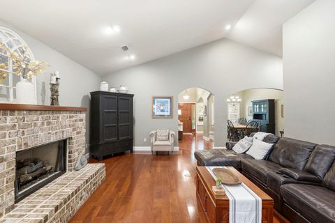 Tiny photo for 3714 LOMA FARM Road, Tallahassee, FL 32309 (MLS # 398448)