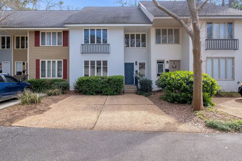1904 Miccosukee Road 19-B Tallahassee FL 32308