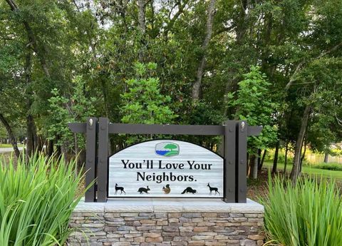 Tiny photo for 7746 N Briarcreek Road, Tallahassee, FL 32312 (MLS # 395172)