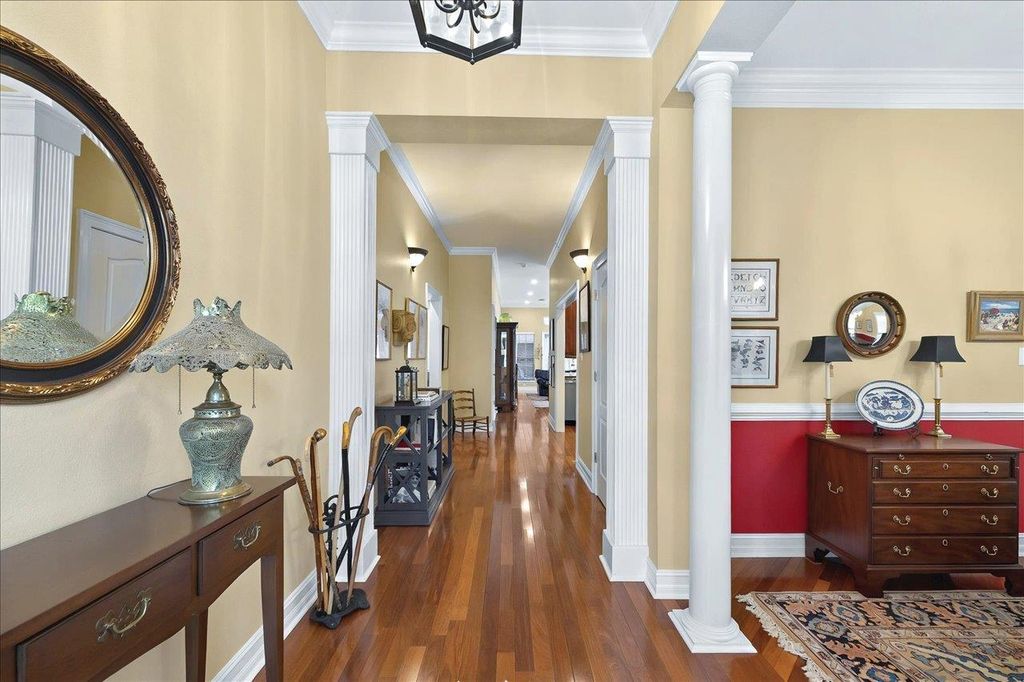 Photo of 2128 Drayton Drive, Tallahassee, FL 32311 (MLS # 390735)