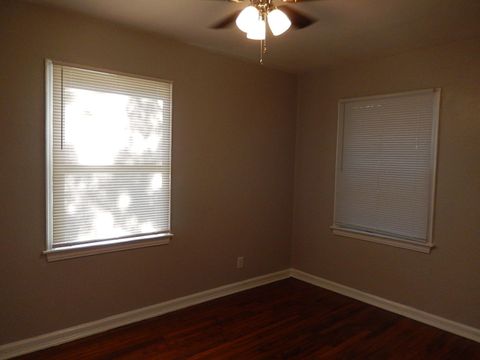 Tiny photo for 768 Arkansas Street, Tallahassee, FL 32304 (MLS # 399519)