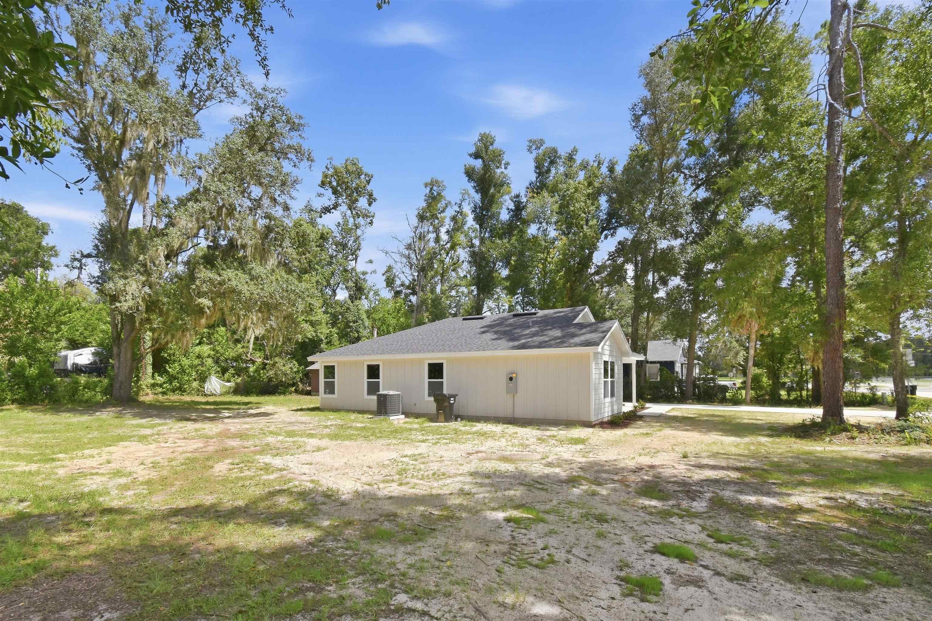 1104 E Veterans Drive