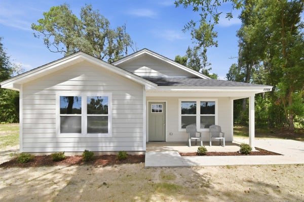 1104 E VETERANS DR, PERRY, FL 32347 - Image ab519bba6ca4fd8a022ce6cd6790d532/2077613077