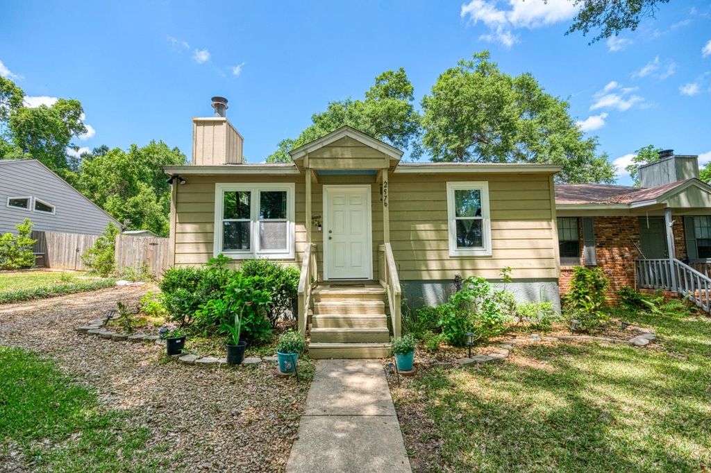Photo of 2576 Panther Creek Road, Tallahassee, FL 32308 (MLS # 399314)