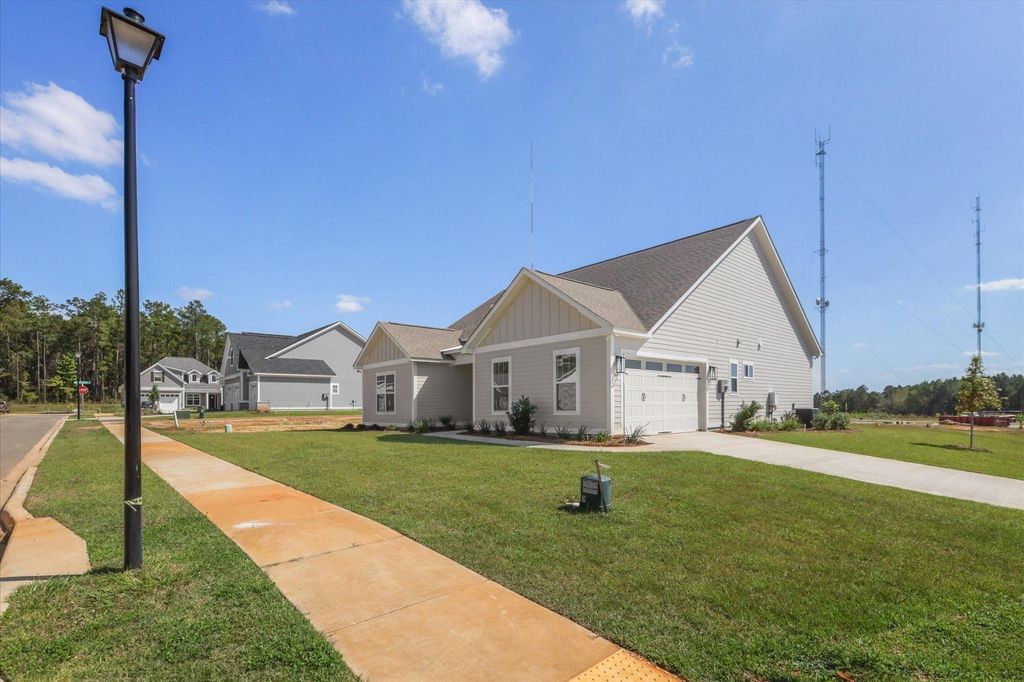 Photo of 641 Knotted Pine Drive, Tallahassee, FL 32312 (MLS # 391785)
