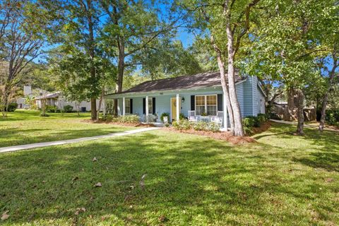 Tiny photo for 900 Mcguire Court, Tallahassee, FL 32303 (MLS # 391953)
