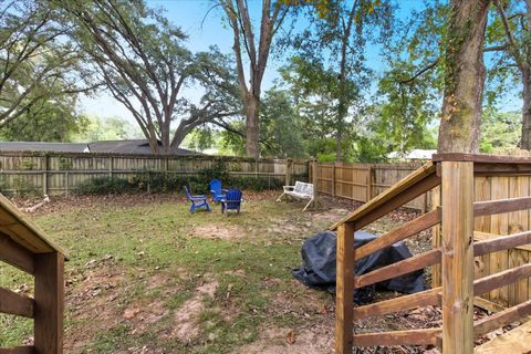 Tiny photo for 900 Mcguire Court, Tallahassee, FL 32303 (MLS # 391953)