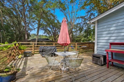 Tiny photo for 900 Mcguire Court, Tallahassee, FL 32303 (MLS # 391953)