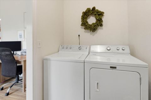 Tiny photo for 900 Mcguire Court, Tallahassee, FL 32303 (MLS # 391953)
