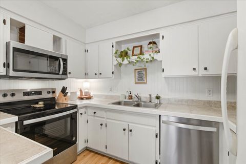 Tiny photo for 900 Mcguire Court, Tallahassee, FL 32303 (MLS # 391953)