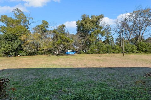 Tiny photo for 1636 M L King Boulevard #N/A, Quincy, FL 32351 (MLS # 397681)