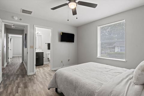 Tiny photo for 2114 Main St St, Tallahassee, FL 32310 (MLS # 397517)