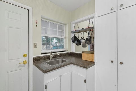 Tiny photo for 1558 Rankin Avenue, Tallahassee, FL 32310 (MLS # 390765)