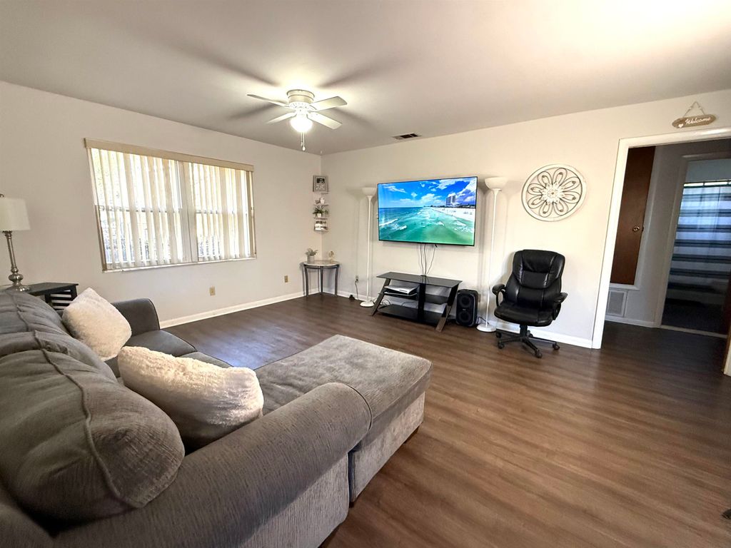 Photo of 1933 FAULK Drive, Tallahassee, FL 32303 (MLS # 395181)