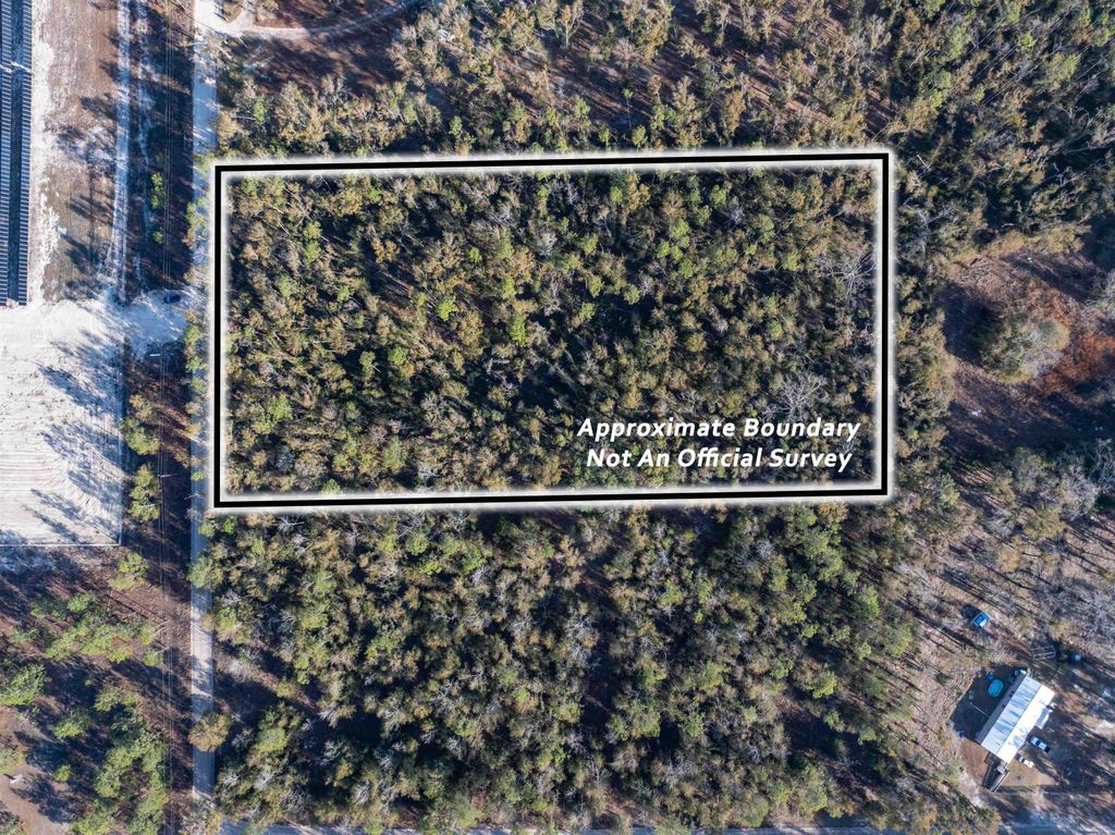 Photo of Vacant 193rd Road, Live Oak, FL 32060 (MLS # 396180)