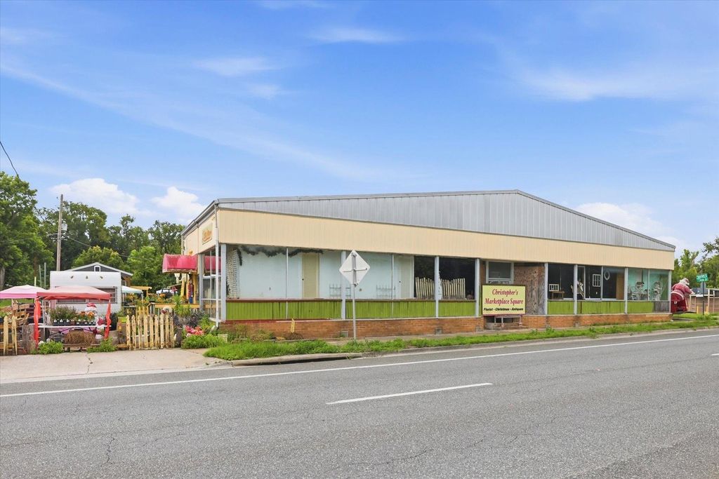 Photo of 114 Byron Butler Parkway, Perry, FL 32347 (MLS # 402537)