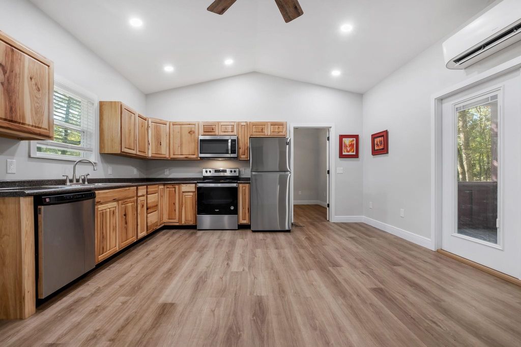 Photo of 70 Fonigan Road, Sopchoppy, FL 32358 (MLS # 391802)