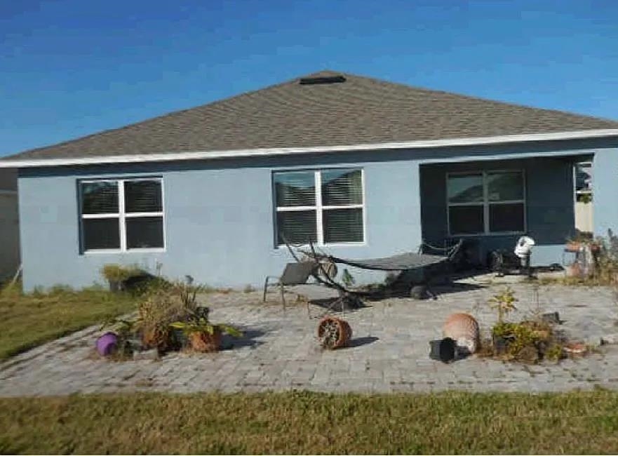 3957 Centerville Avenue