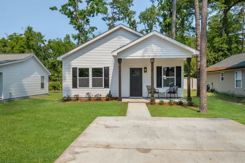 187 Broken Bow Trail, Crawfordville, FL 32327 - MLS#: 382221